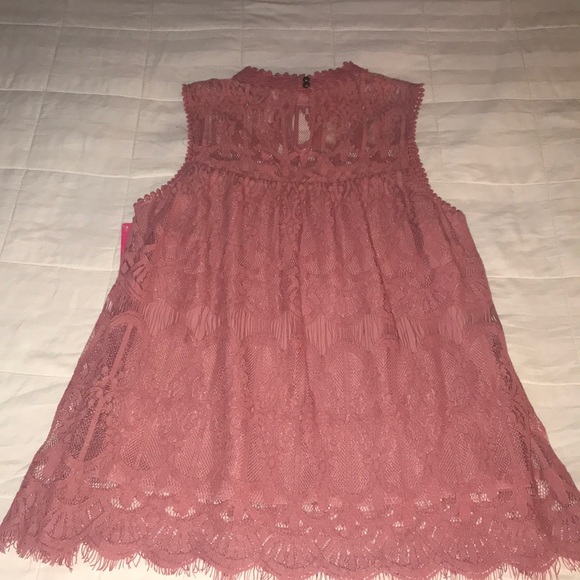 Lace Tank - Picture 2 of 5